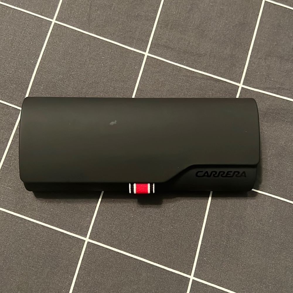 Round Carrera sunglasses